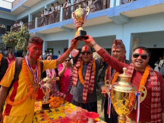 प्रथम राष्ट्रपति कप रनिङ शिल्ड विजेता लिलारामको विजय र्याली सहित नगर परिक्रमा