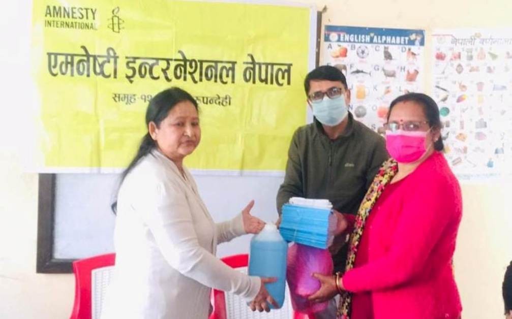 एम्नेस्टीद्वारा बिद्यार्थीलाई मानवअधिकार शिक्षा