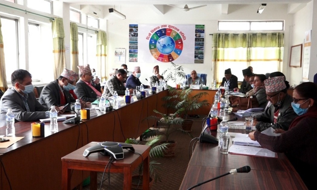 तत्काल विद्यालय बन्द गरी वैकल्पिक माध्यमबाट पठनपाठन गराउन सरकारलाई निर्देशन