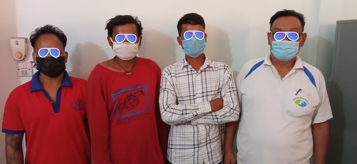 रूपन्देहीमा एकै ठाँउका ५ जना फरार अभियुक्त पक्राउ