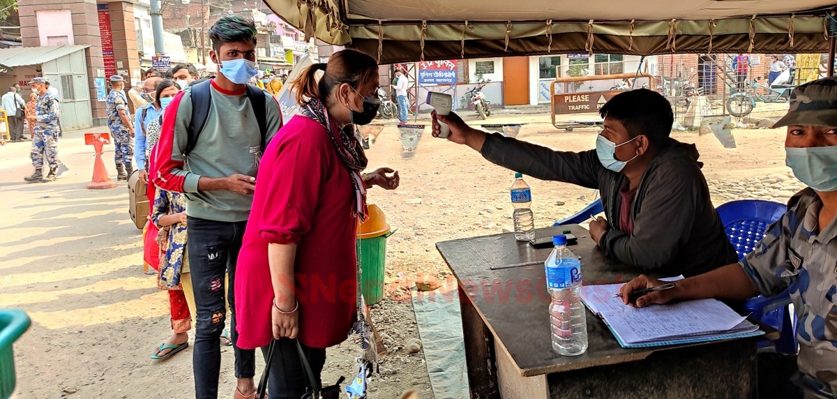 वेलहियाबाट नेपाल प्रवेश गरेका १२ जनामा  संक्रमण