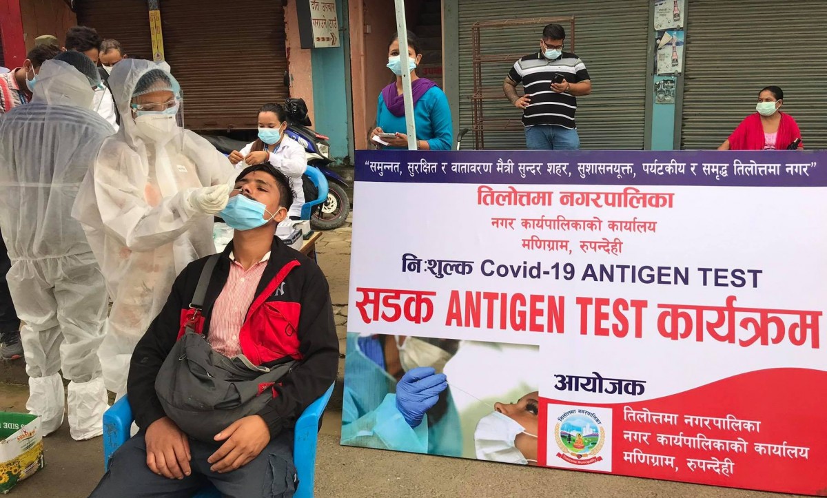 तिलोत्तमाका सडक तथा चोकमा कोरोना परीक्षण 