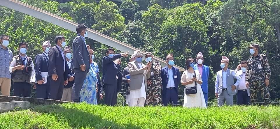 बाढी प्रभावित मेलम्ची बजारलाई सुरक्षित ठाउँमा स्थानान्तरण गरिने : प्रधानमन्त्री ओली