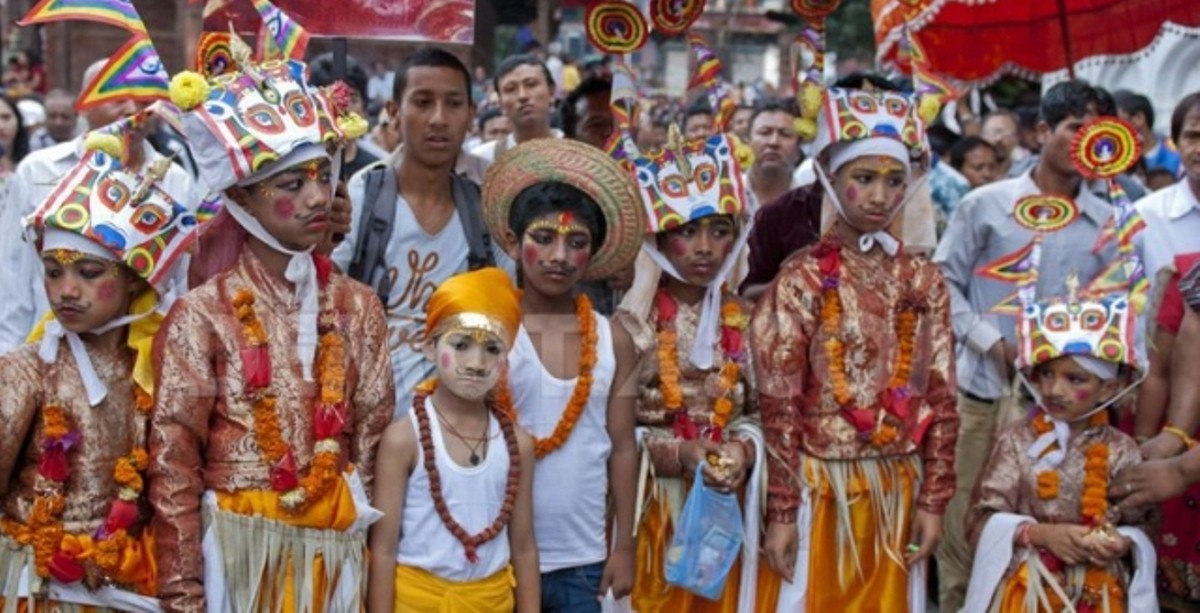 ‘गाईजात्रा’ पर्व सुरू,  समाजमा विद्यमान विकृति र विसङ्गति उजागर
