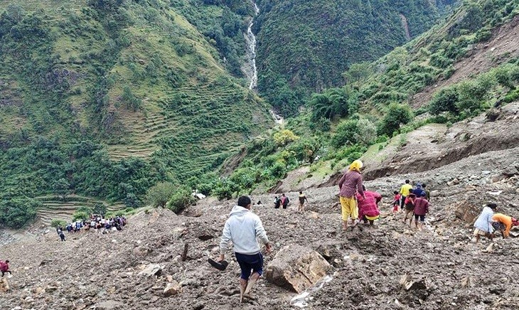 बाढी पहिरोमा परेर ज्यान गुमाउनेको सङ्ख्या ९० नाघ्यो, ३० जना बेपत्ता