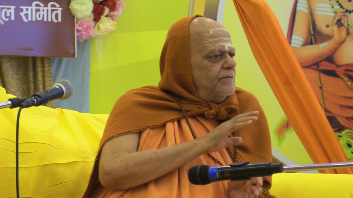 नेपाल भविष्यमा समेत हिन्दु राष्ट्र नै रहने  : धर्मगुरु निश्चलानन्द