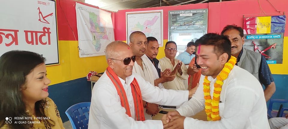 राप्रपा सिद्धार्थनगरको घरदैलो अभियान तिब्र