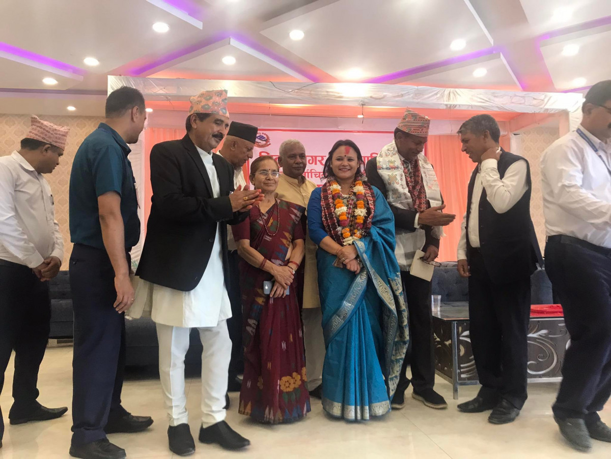 सिद्धार्थनगरका जनप्रतिनिधिहरुले लिए शपथ , आफुले प्राप्त गरेको मत बराबर बृक्षरोपण गर्ने मेयर खांनको घोषणा