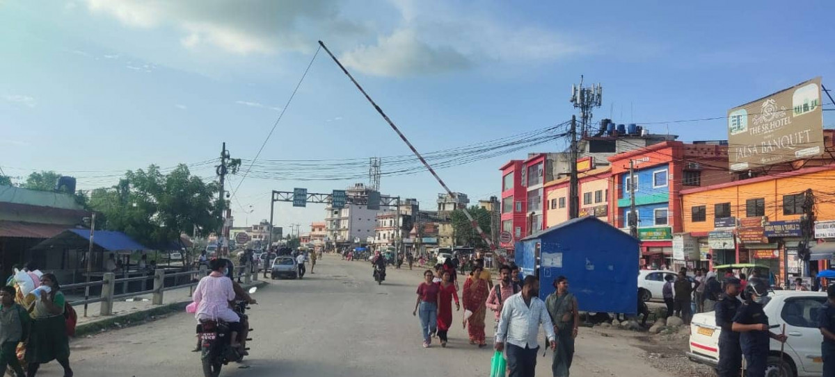 बेलहिया नाकामा सडक अतिक्रमण हटाईयो
