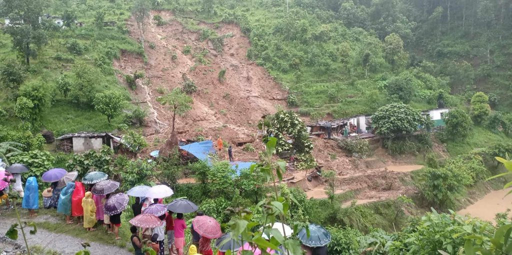 भेटियो तनहुँमा पहिरोले पुरिएका थप २ जनाको शव