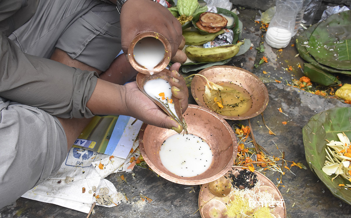 सोह्र श्राद्ध अर्थात् पितृ पक्ष आजदेखि सुरु