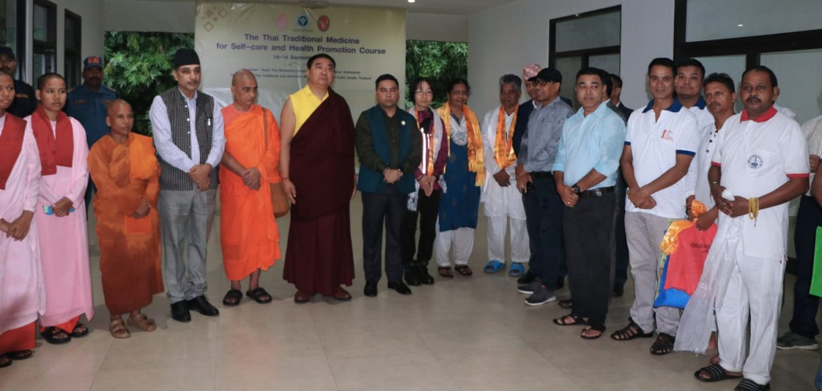 पर्यटकलाई स्वागत गरी लुम्बिनीमा मनाइयो पर्यटन दिवस