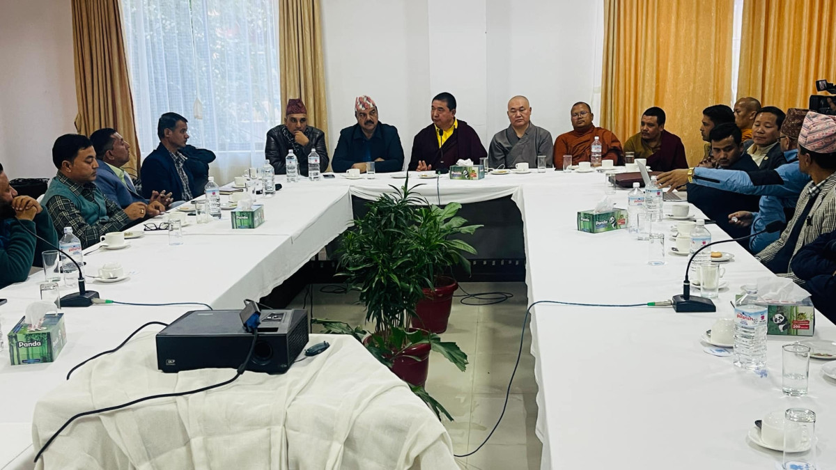 लुम्बिनी बिकास कोषका उपाध्यक्ष डा. लामाको पहलमा होटेल व्यवसायी र गुम्बा बिचको दश बर्षदेखीको विवाद समाधान