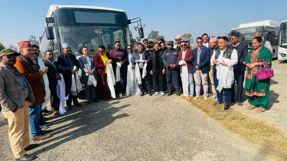 दानपेटिका राखेर लुम्बिनी बिकास कोषद्धारा २ वटा विद्युतीय बसको परीक्षण सञ्चालन शुरु , अन्य  बसहरु पनि संचालनमा आउने