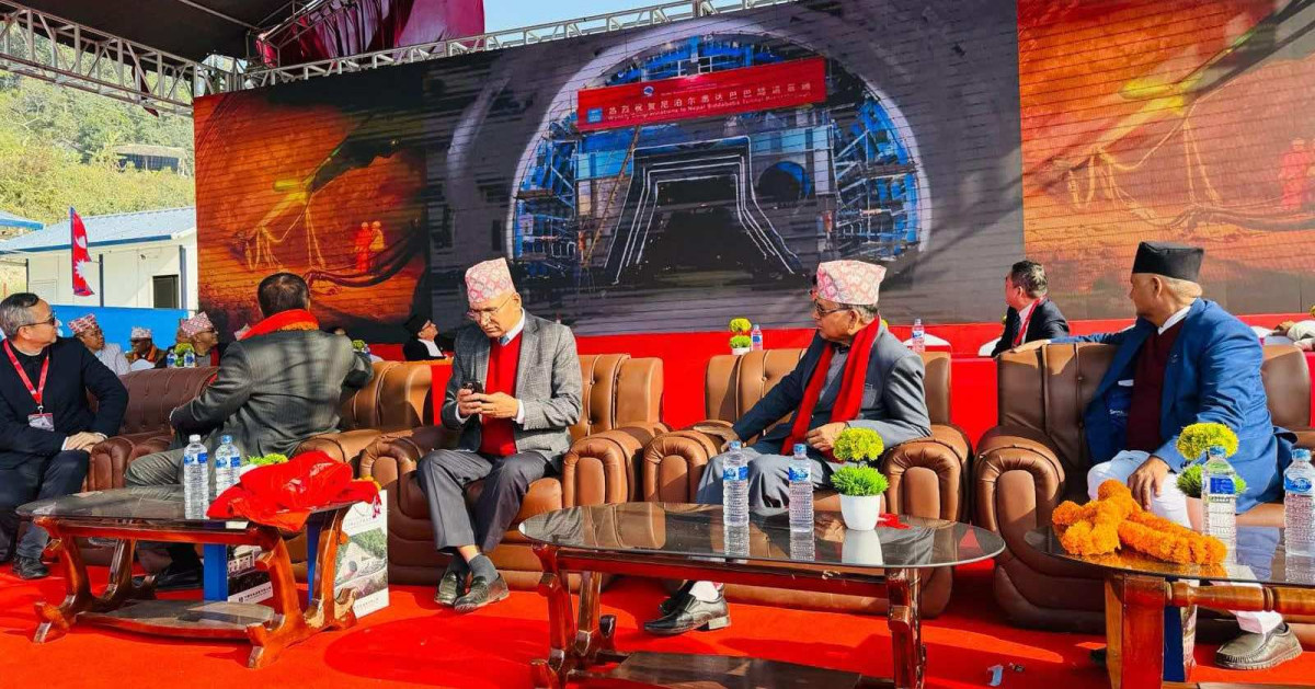 सिद्धबाबा सुरुङमार्गको ‘ब्रेक थ्रु’