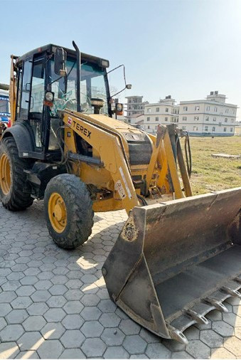ओमसतियाबाट नदीजन्य पदार्थ चोरीमा संलग्न सवारीसाधन नियन्त्रणमा