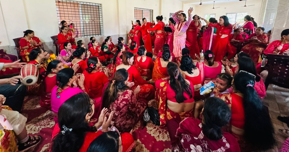 अर्घाखाँची सिद्धार्थनगर सम्पर्क समाज रूपन्देहीद्वारा तीज मिलन कार्यक्रम  सम्पन्न