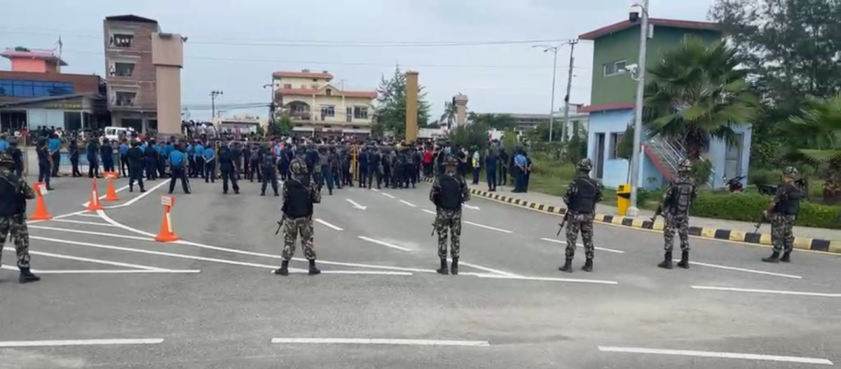 त्रिभुवन अन्तर्राष्ट्रिय विमानस्थल बन्द गरेलगत्तै भैरहवास्थित गौतमबुद्ध अन्तर्राष्ट्रिय विमानस्थल पनि बन्द, भैरहवा विमानस्थल अगाडी जेन–जि हरुको प्रदर्शन उग्र