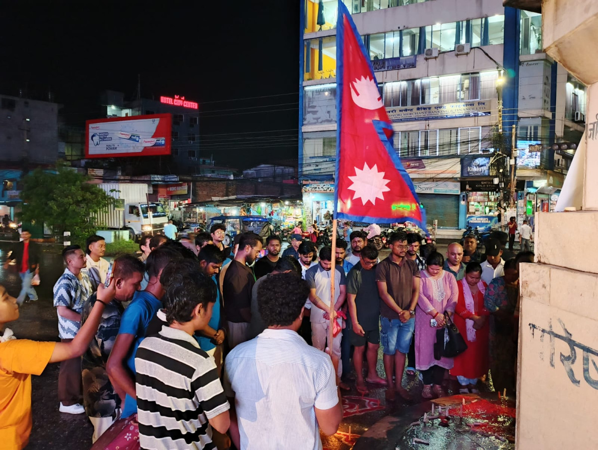 भैरहवामा जेनजेड आन्दोलनका सहिदप्रति श्रद्धाञ्जली, शान्ति दीप प्रज्वलन