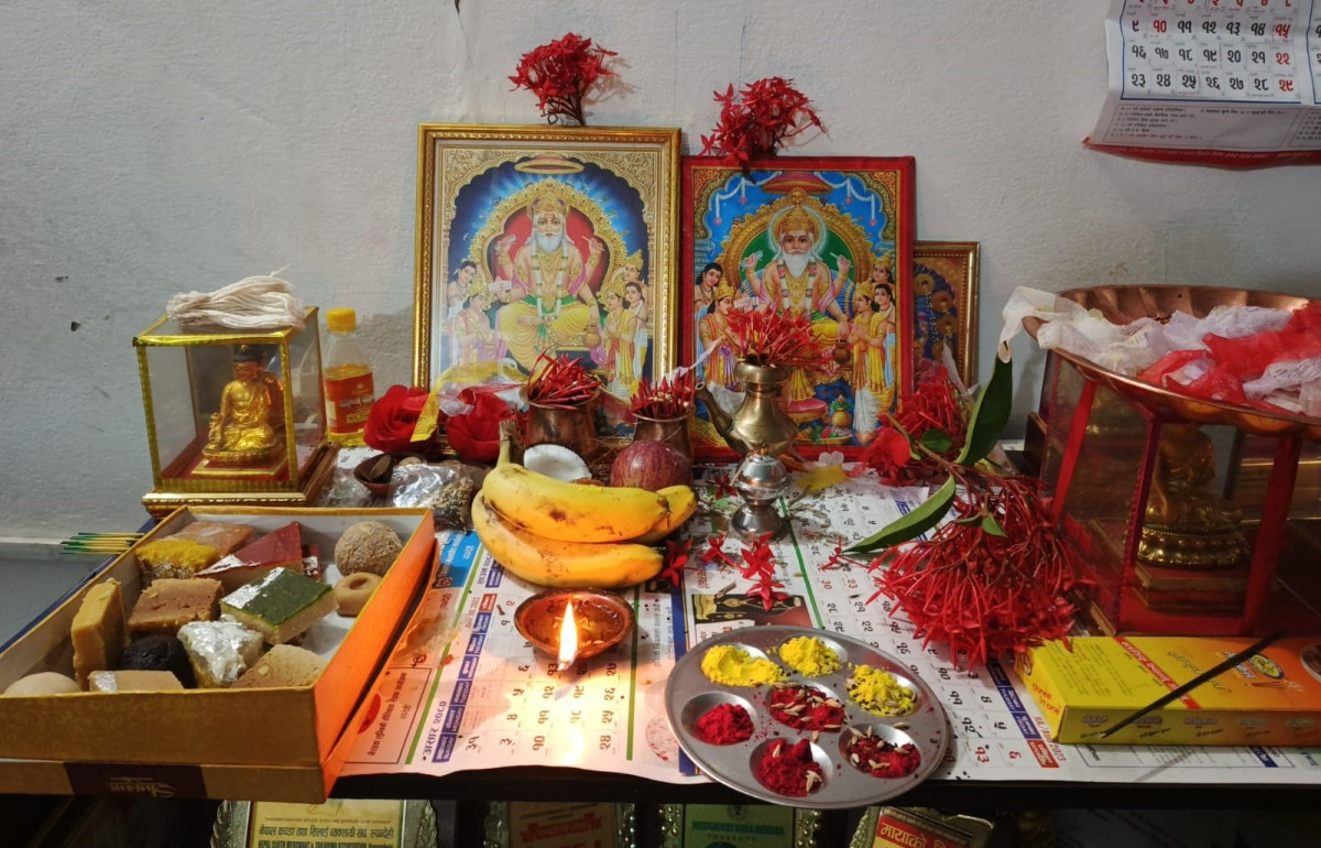 देशभर आज विश्वकर्मा पूजा