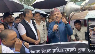 भाषण गर्दागर्दै ढलेका ट्रेड युनियन जिफन्टका केन्द्रीय उपाध्यक्ष कमल गौतमको निधन