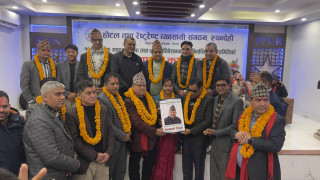होटल तथा रेष्टुरेन्ट व्यवसायी संगठन रुपन्देहीको पदस्थापना सम्पन्न, पर्यटकको बसाई लम्ब्याउने क्षेत्रमा लगानी गर्न जोड