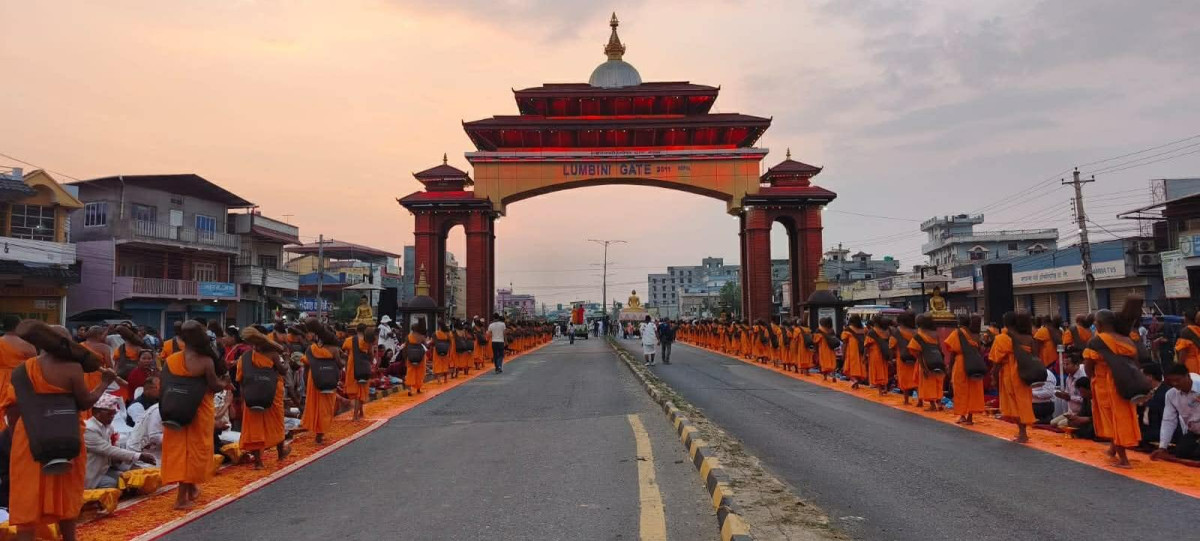 विश्व शान्ति र बन्धुत्वको सन्देश बोकेको “धम्म यात्रा ” भैरहवामा समापन